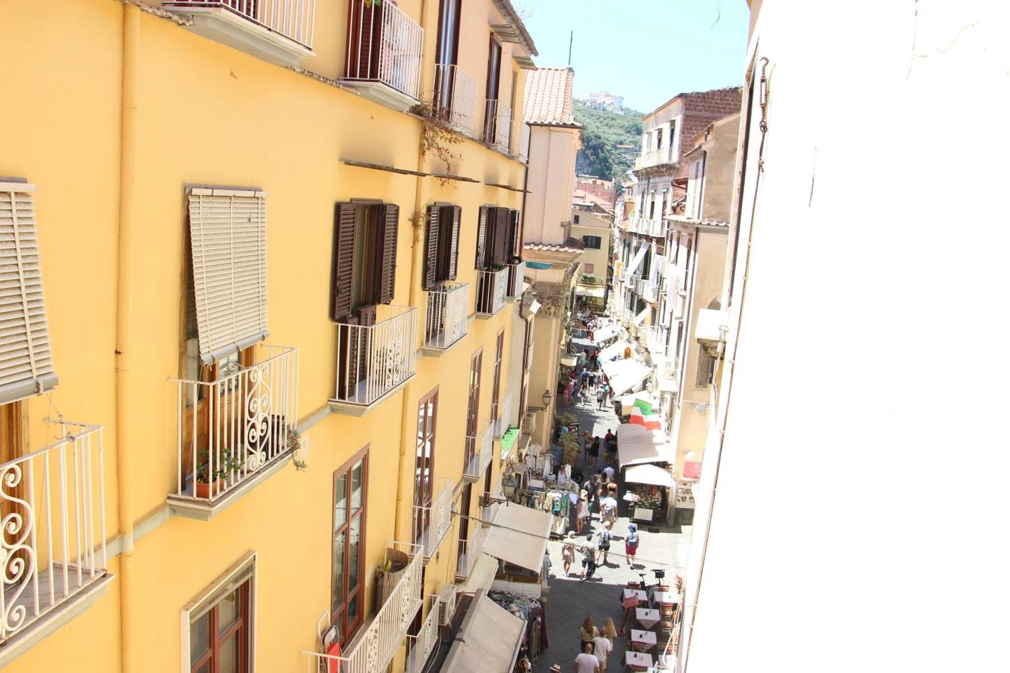 Ferienwohnung Palazzo Ammone - Sedil Dominova Sorrent Exterior foto