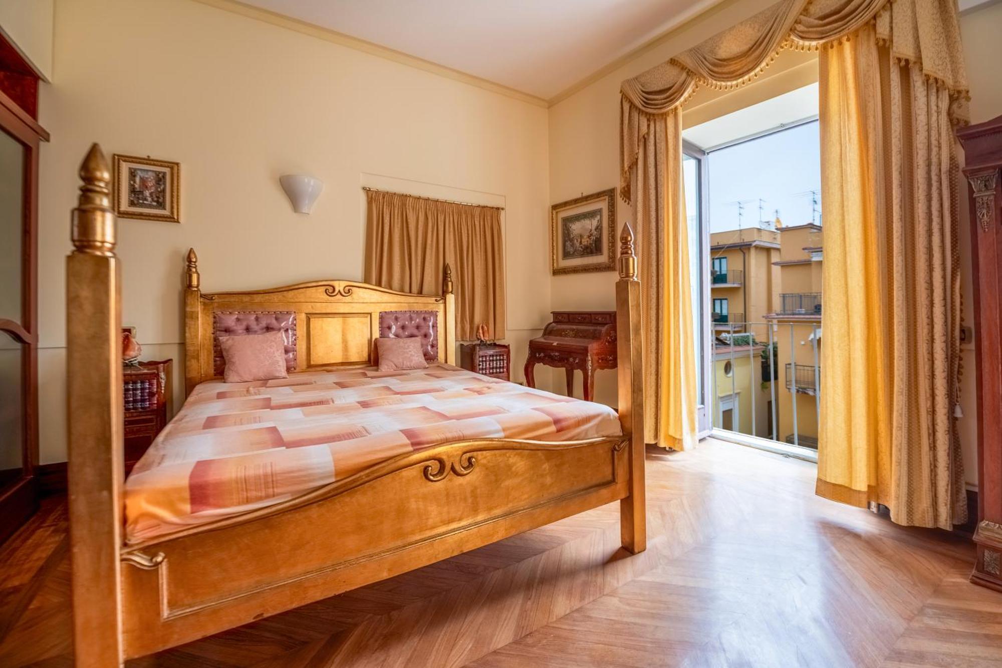 Ferienwohnung Palazzo Ammone - Sedil Dominova Sorrent Exterior foto